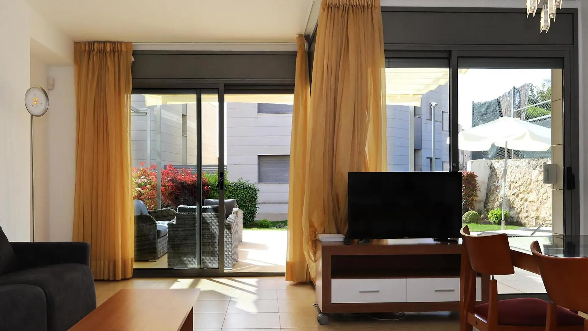 Vila At014 A Pocos Metros De La Playa, Equipamiento Completo, Piscina Comunitaria Torredembarra 0*,  Španělsko